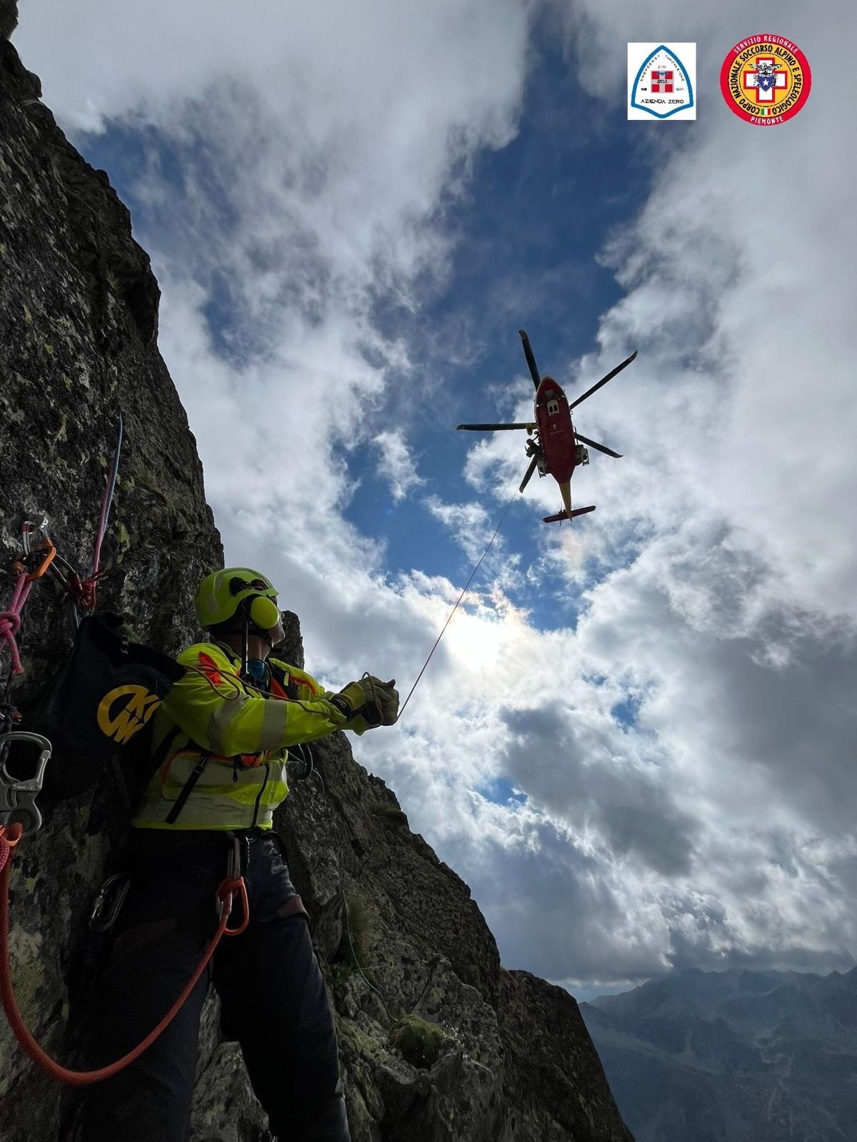 Immagine in evidenza dell'articolo: Intervento del Soccorso Alpino e Speleologico Piemonte e  del Servizio Regionale di Elisoccorso di Azienda Zero in Valle Gesso (CN)